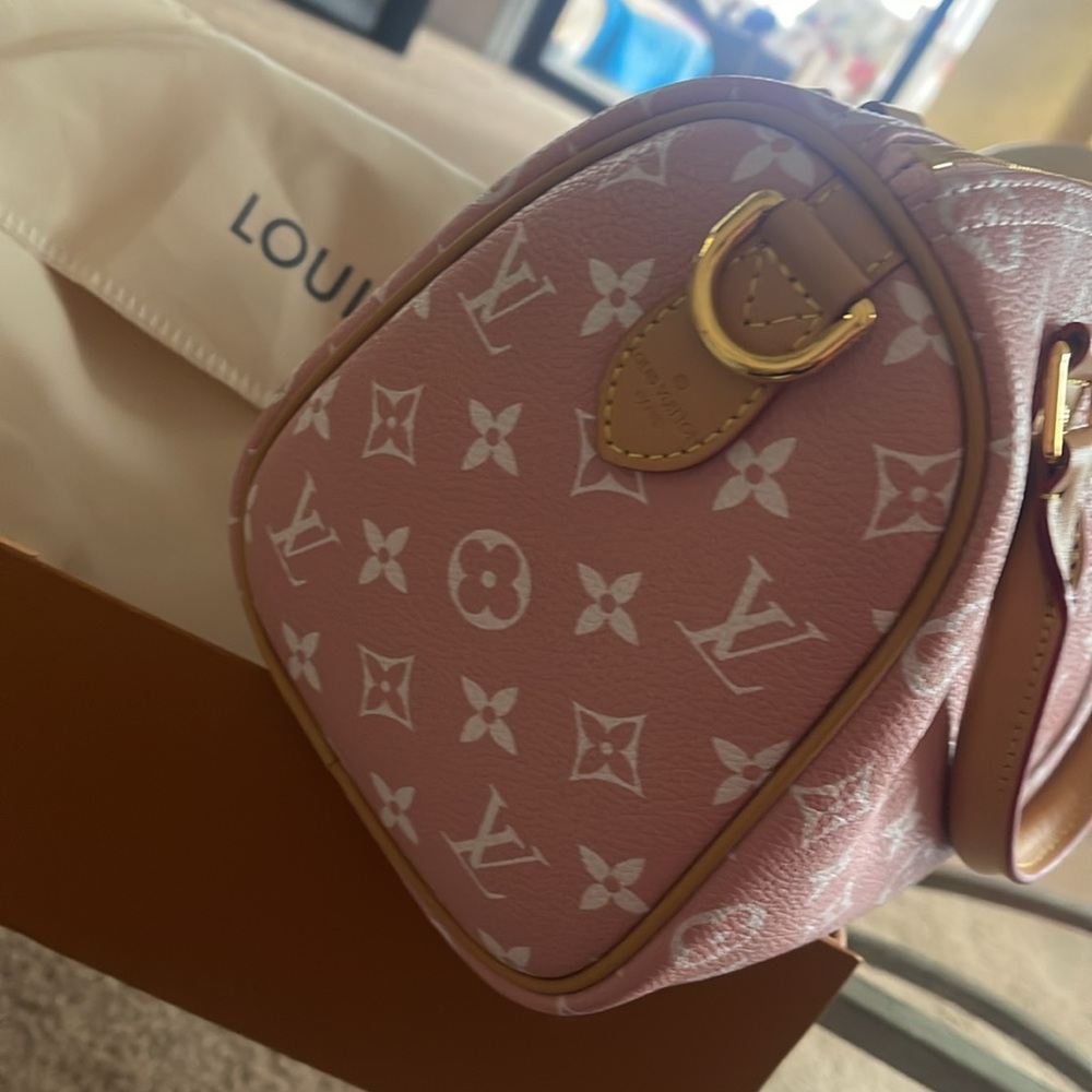 Pink  Bag Set - Picture 14 of 17